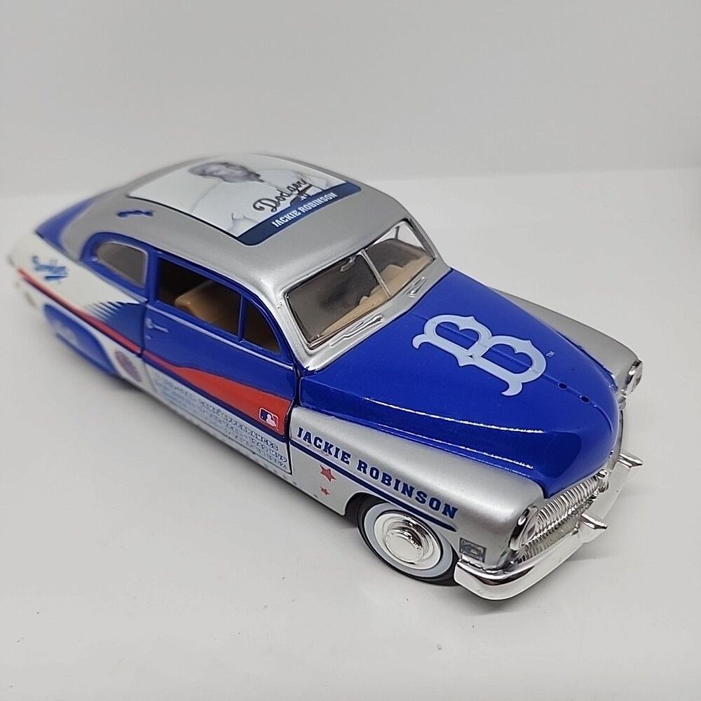 Fleer Collectibles JACKIE ROBINSON 1949 Mercury 1:24 Scale Limited #/2240